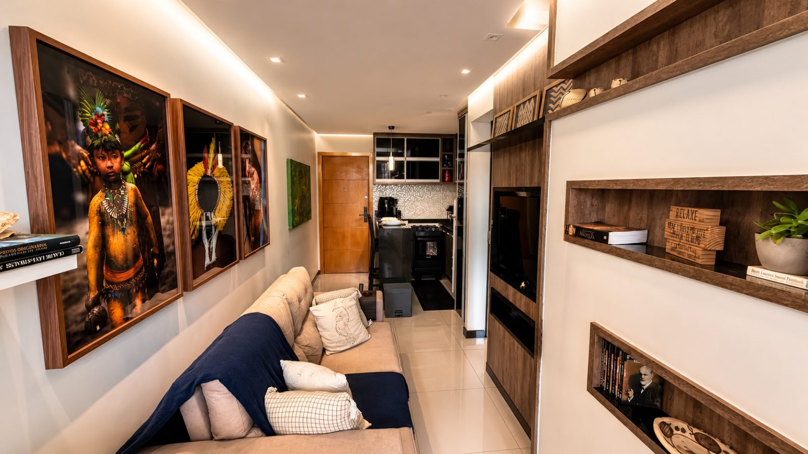 Sala de estar decorada no Life Resort